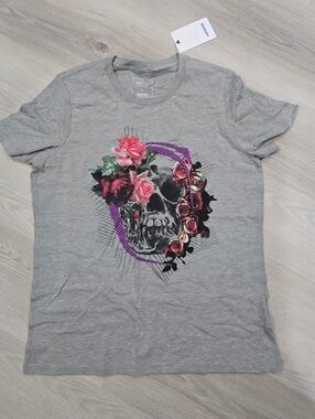 Converse Gray Tee with Floral Skull Graphic Tshirt Size L NWT